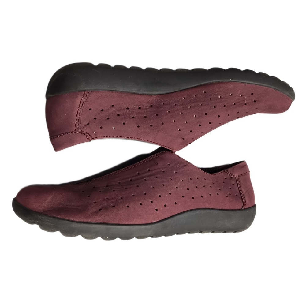 Clarks Collection Medora Gemma Loafers Women 8W Burgundy Perforated Soft Cushion